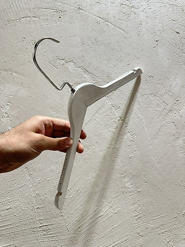 Вешалки: Ağ rəngli taxta paltar asqısı (1200 ədəd) - Material: sıx taxta — 5