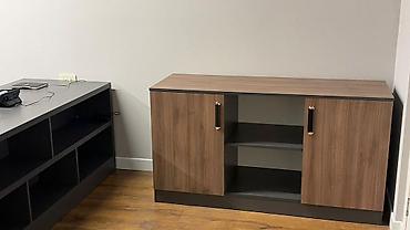 Digər ofis mebeli: Ofis mebeli ideal vəziyyətdədir. 8000 manata yığılıb. Hamısı birlikdə — 8