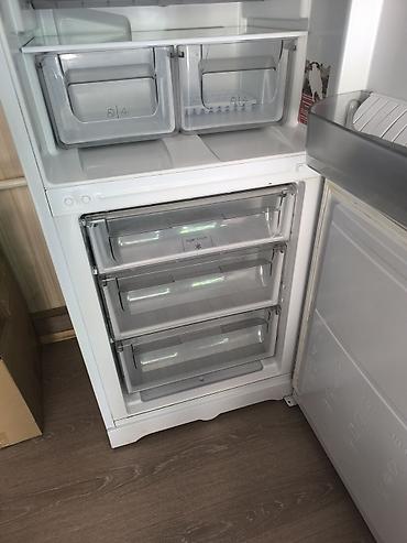 тень для аристон: Холодильник Hotpoint Ariston, Б/у, Двухкамерный — 2