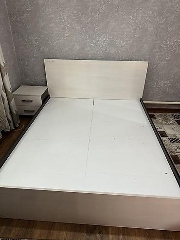кухонный гарнитут бу: Спальный гарнитур, Б/у, Двуспальная кровать, ДСП, Самовывоз — 2
