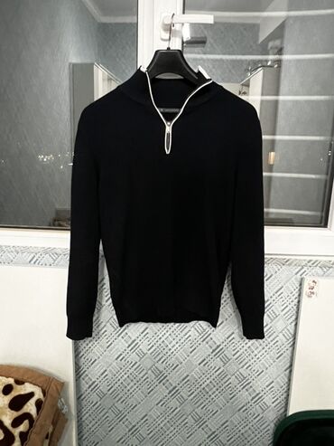 верхний одежда: Трикотажный Полузамок Armani Exchange.Тёмно синего света. Удобный
