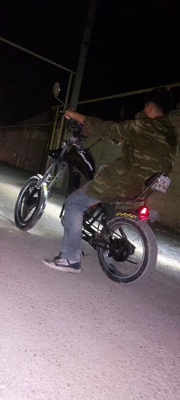 Şəhər velosipedləri: Yeni Şəhər velosipedi 24", sürətlərin sayı: 1, Ünvandan götürmə, Pulsuz çatdırılma, Ödənişli çatdırılma -da lalafo.az — 12 Şəhər velosipedləri: Yeni Şəhər velosipedi 24", sürətlərin sayı: 1, Ünvandan götürmə, Pulsuz çatdırılma, Ödənişli çatdırılma — 12