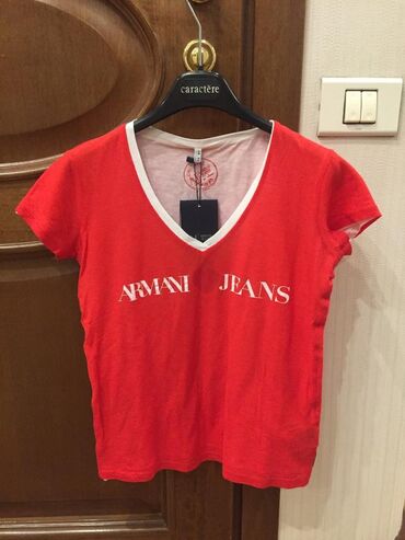 Futbolka və maykalar: Original armani kofta,xs razmer,yenidir,etiketkasi ustunde.Hediyye de -da lalafo.az — 6 Futbolka və maykalar: Original armani kofta,xs razmer,yenidir,etiketkasi ustunde.Hediyye de — 6