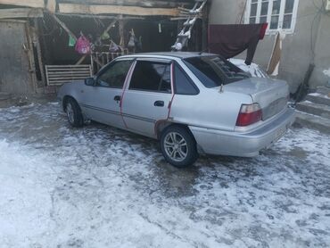 Daewoo: Daewoo Nexia: 2004 г., 1.6 л, Механика, Бензин, Седан