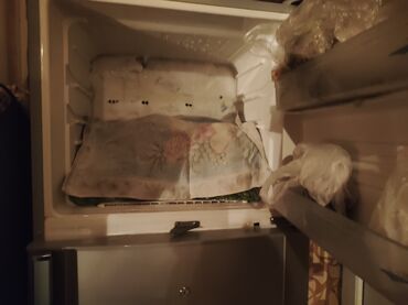 Soyuducular: İşlənmiş 2 qapılı Sharp Soyuducu Satılır, rəng - Boz, Təkərli — 10