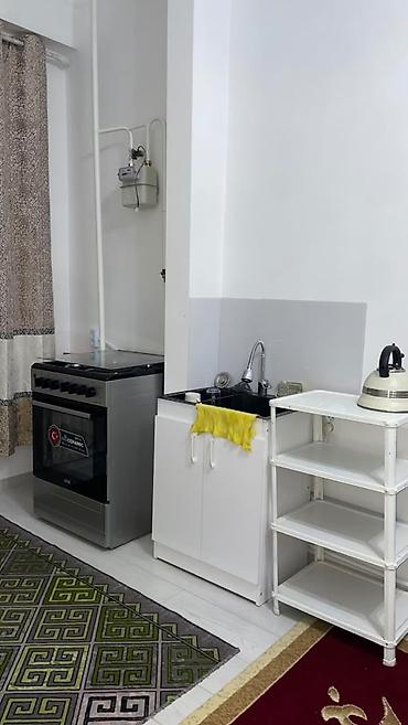 Долгосрочная аренда комнат: Сдаю двухкомнатнаю квартиру 
г.МАНАС
адрес:возле новой мерии — 5