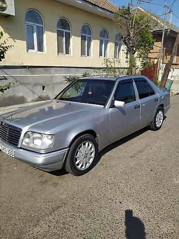 w203 mercedes: Mercedes-Benz W124: 2 l | 1994 il Sedan — 8
