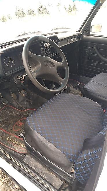 дэу ланос запчасти: LADA 2107, ağ rəng, sedan kuzov. Texniki xüsusiyyətlər və təchizat: - — 5