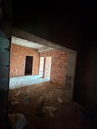 eletde bina evleri: Binəqədi qəs., 1 otaqlı, Yeni tikili, 57 kv. m — 3