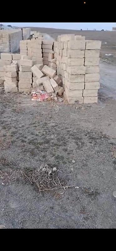 işıq bloku: Yarm tikili ev hal hazırada kürsüdədir üvimimizin 3tərəfi Gəncə Şəhər — 5