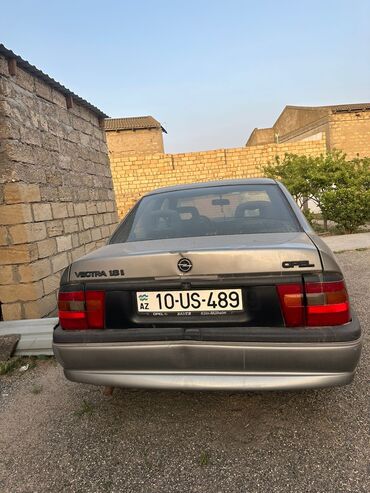 opel astıra: Opel Vectra: 1.8 l | 1995 il