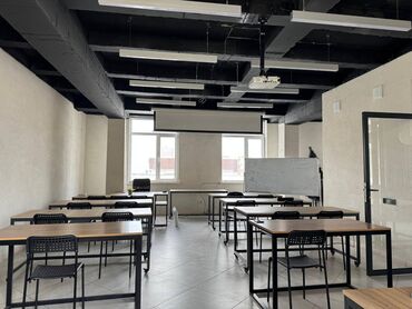 Долгосрочная аренда домов: Сдаю Офис, 350 м², В частном доме