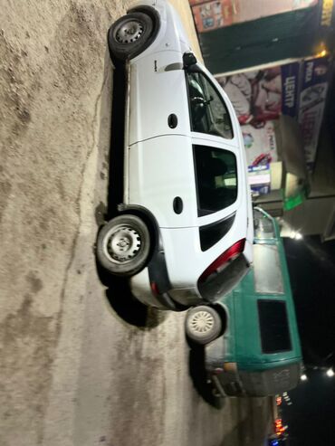 Opel: Opel Corsa: 2002 г., 1.4 л, Автомат, Бензин, Хэтчбэк — 10