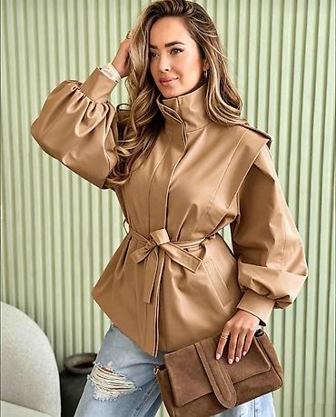 torba bugatti: Ženska kratka jakna/trenč sa pojasom - Model: strukirana jakna — 1