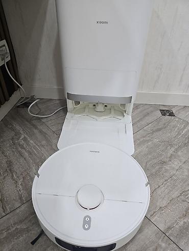 agilli eynek: Xiaomi X20plus robot tozsoran və özünü-təmizləyən baza stansiyası — 2