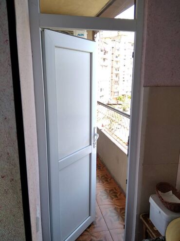 Köhnə tikili: Bakı, 3 otaqlı, Köhnə tikili, m. Həzi Aslanov, 82 kv. m — 14