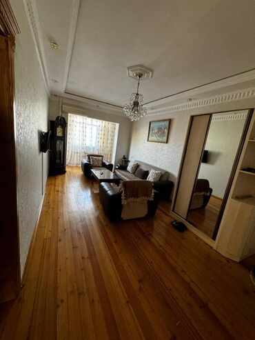 Köhnə tikili: Bakı, 5 otaqlı, Köhnə tikili, m. Həzi Aslanov, 120 kv. m — 3