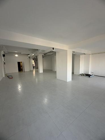 Коммерческая недвижимость: Продажа офисов 178 м², 2 этаж — 3