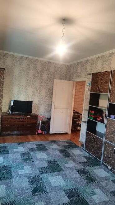 готовый домик купить: Продаётся 1 комнатых квартира - Просторная, светлая комната с большим