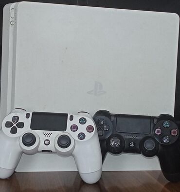 Nintendo Switch: PlayStation 4 konsolu ideal vəziyyətdədir.İçində ki məcun və konsol