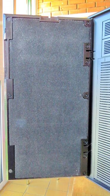 Ostali kompjuterski delovi: Fractal Design Define 4 Black Pearl Sound Proof 12kg Čelika Obloženo — 12