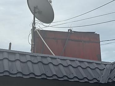 3 tonluq su çəni: Məhsul: Dam üstü metal su çəni + peyk anteni komplekti Təsvir: - — 2