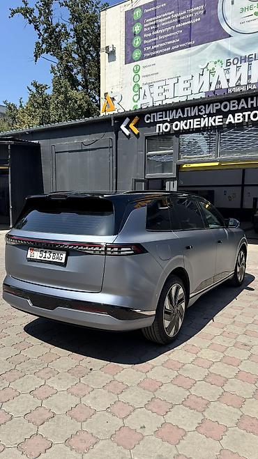 Dongfeng: Dongfeng : 2024 г., 1.5 л, Автомат, Электромобиль, Внедорожник — 3