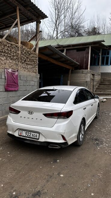 Hyundai: Hyundai Sonata: 2018 г., 2 л, Автомат, Газ, Седан at lalafo.kg — 2 Hyundai: Hyundai Sonata: 2018 г., 2 л, Автомат, Газ, Седан — 2