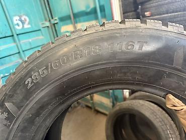 зимние: Шины 285 / 60 / R 18, Зимняя шипованная, Б/у, Комплект, Внедорожные (АТ/МТ), Корея, Kumho — 4
