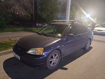 Honda: Honda Civic: 2001 г., 1.6 л, Механика, Бензин, Седан