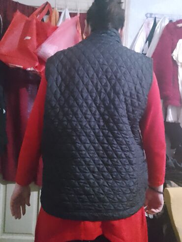 Prsluci: Ženske prsluke – 2 komada 1) Zimski puf prsluk sa kapuljačom - Boja — 7