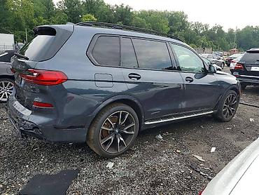 bmv 7: BMW X7: 2022 г., 3 л, Автомат, Бензин — 4