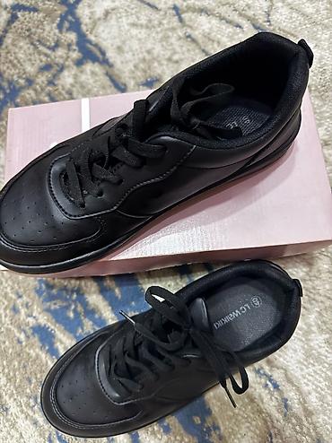 rezin botlar: Lc Waikiki, Ölçü: 39.5, rəng - Qara, Yeni — 1