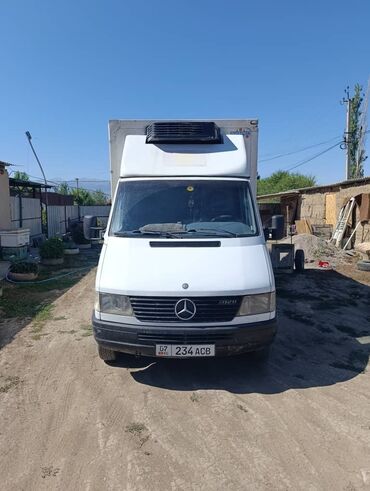 холодильник мерс: Легкий грузовик, Mercedes-Benz, Стандарт, 3 т