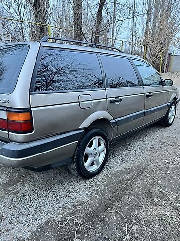 Volkswagen: Volkswagen Passat Variant: 1991 г., 2 л, Механика, Бензин, Универсал — 4