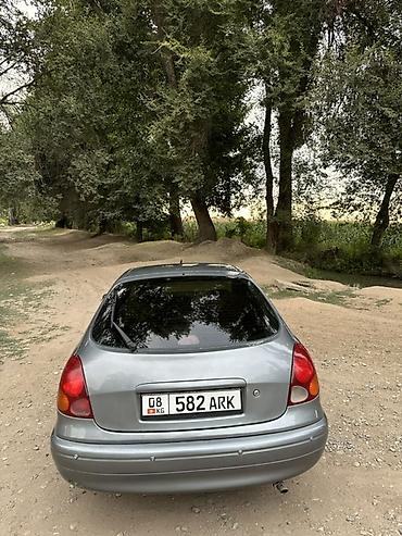 golf 4 1.9 tdi: Серебристый хэтчбек 5‑дверный. Основные особенности: - Компактный — 2