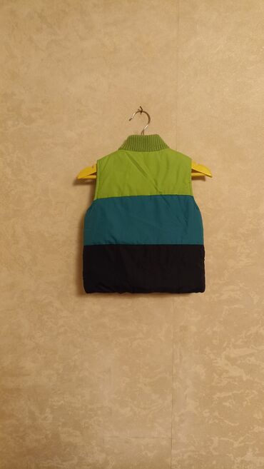 Kurtkalar: Qolsuz balonkalar.Hədiyyəli🙂 -da lalafo.az — 4 Kurtkalar: Qolsuz balonkalar.Hədiyyəli🙂 — 4