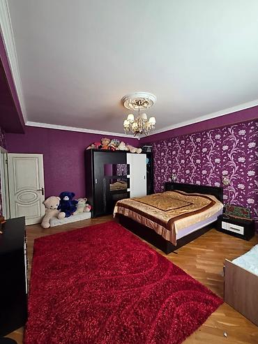 Mənzillər: 3 otaqlı, Yeni tikili, 165 kv. m — 10