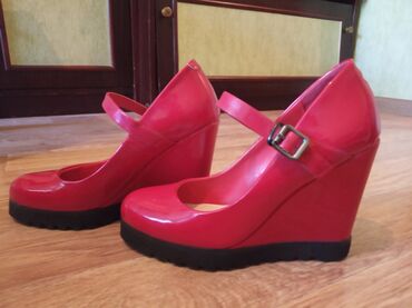 детские лаковые туфли: Туфли 37, цвет - Красный