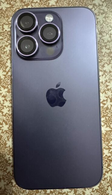 Apple iPhone: IPhone 14 Pro, Б/у, 128 ГБ, Deep Purple, Чехол, 87 %