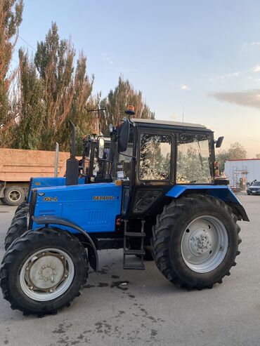 Тракторы: Продаю два трактора 892 952.2 оба готовы к сезону в отличном состоянии