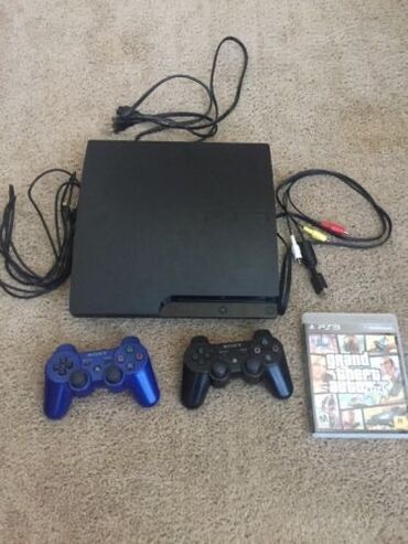 PS3 (Sony PlayStation 3): Sony PlayStation 3 slim 300 GB в комплекте 2 джойстика провода