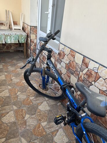velosipedlerin satisi: İşlənmiş Şose velosipedi Adidas, 29", sürətlərin sayı: 10, Ünvandan götürmə