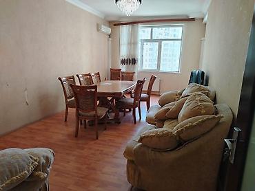 yasamal 2 otaqli evler: Unavm 3 mkr dairəsi ilə 20nyanvar metrosuun yani liftde var 2 dene — 2