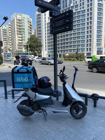 işlənmiş motosiklet: - 125 kub Moped, 110 sm3, 2022 il, 5000 km