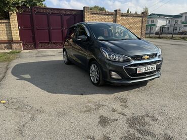 Chevrolet: Chevrolet Spark: 2018 г., 1 л, Автомат, Бензин, Седан