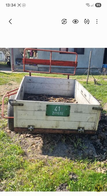 Poljoprivredne mašine: Motokultivator sa snažnim motorom, idealan za obradu zemlje. Opremljen — 7