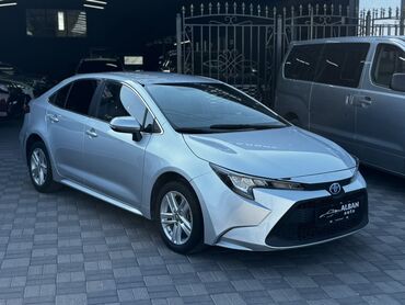 продаю авто в лизинг: Toyota Corolla: 2020 г., 1.8 л, Автомат, Гибрид, Седан