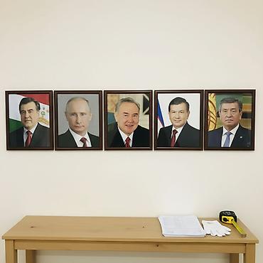 н макси: Портрет фото Президент КР Кыргызстана Жараров С. Н., В деревянная — 7
