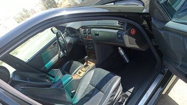 Mercedes-Benz: Mercedes-Benz E-Class W210 sedan - Kuzov: 4 qapılı sedan, qara rəng - — 18